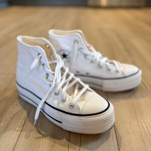 Converse Women's Chuck Taylor All Star Lift High-Top Platform Sneaker